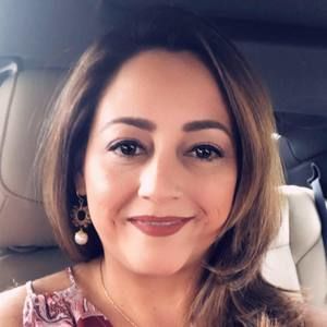 Meet your Posher, Michele